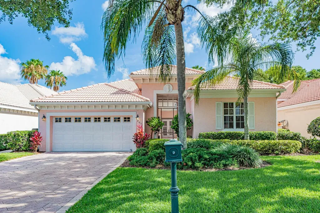 805 Island Club Square Vero Beach FL 32963