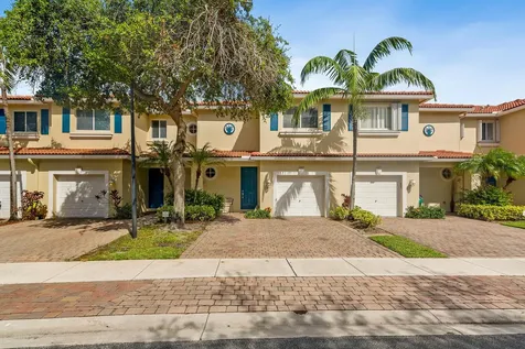 3109 N Evergreen Circle Boynton Beach FL 33426
