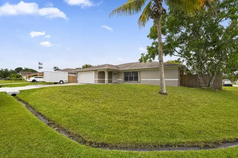1602 SE Ocean Lane Port St Lucie FL 34983