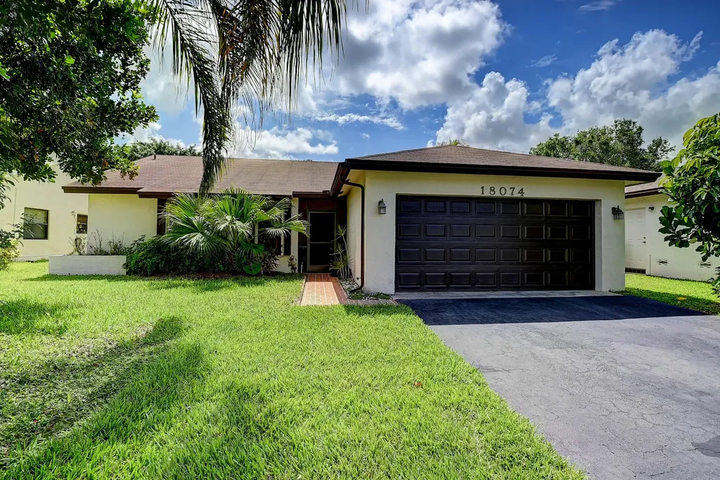 18074 105th Avenue S Boca Raton FL 33498