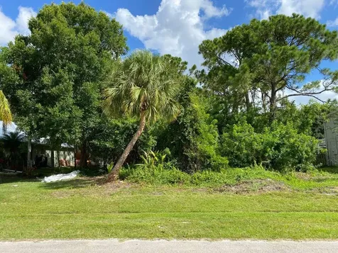 119 SW Donna Terrace Port St Lucie FL 34984