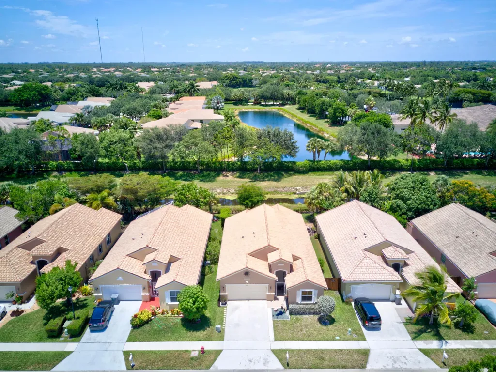 9541 Verona Lakes Boulevard Boynton Beach FL 33472