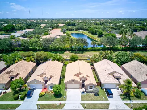 9541 Verona Lakes Boulevard Boynton Beach FL 33472