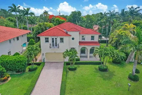 7135 SW 69th Court Miami FL 33143