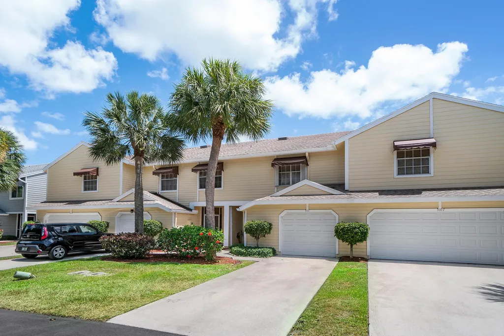 5111 Pointe Emerald Lane Boca Raton FL 33486