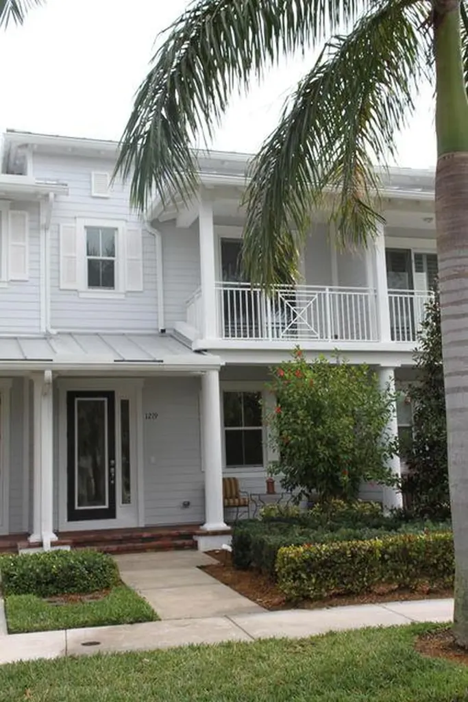 1219 N Community Drive Jupiter FL 33458