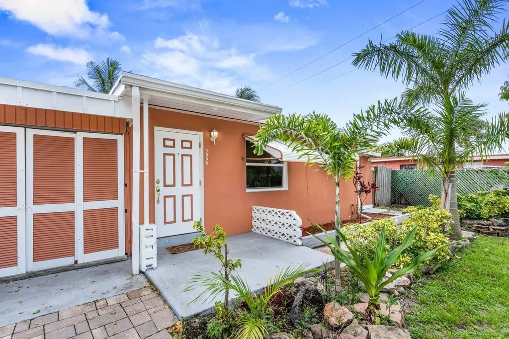 3008 E Palm Drive Boynton Beach FL 33435