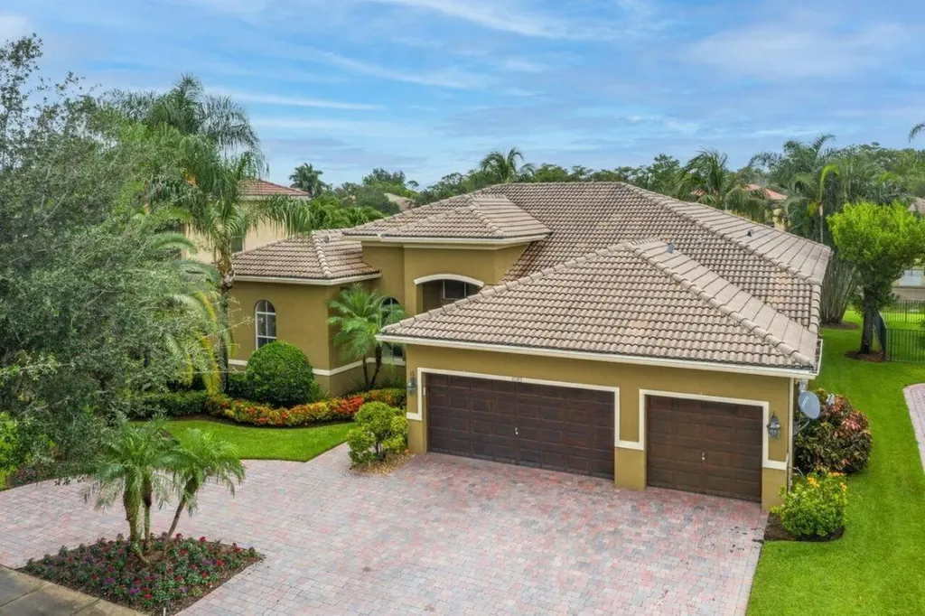 10383 Cypress Lakes Preserve Drive Lake Worth FL 33449