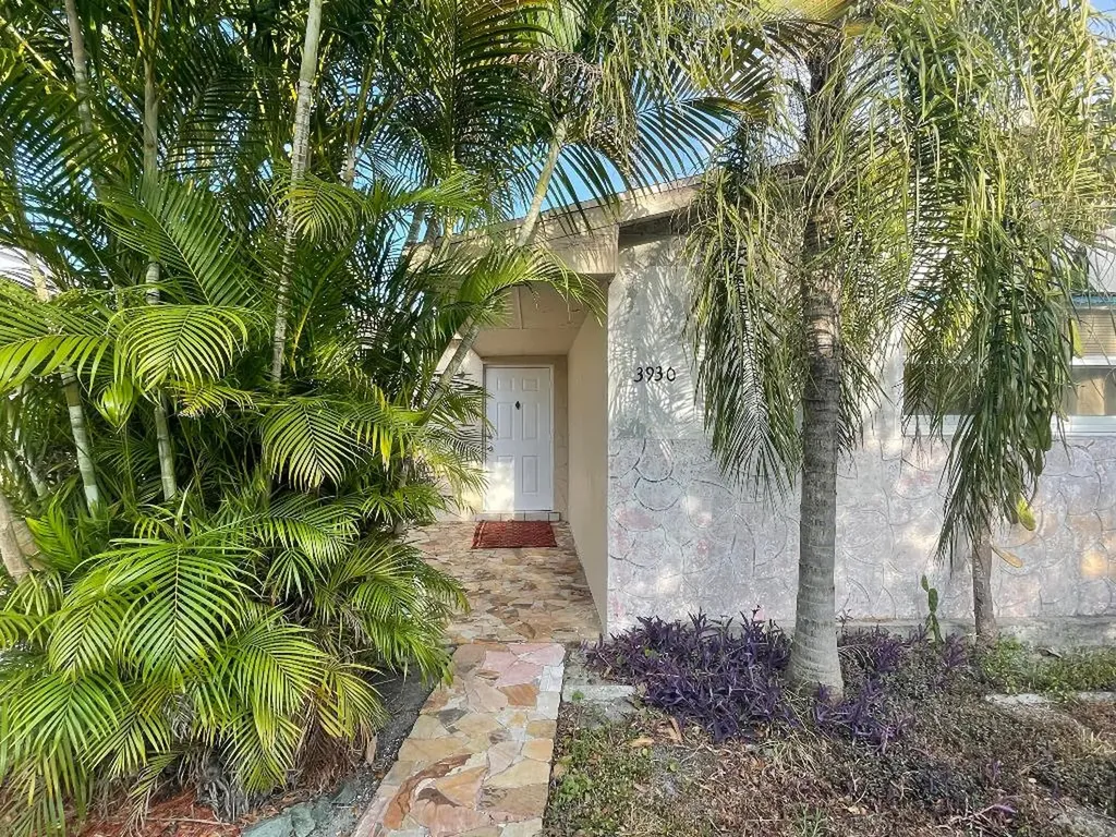 3930 NW 3rd Avenue Deerfield Beach FL 33064
