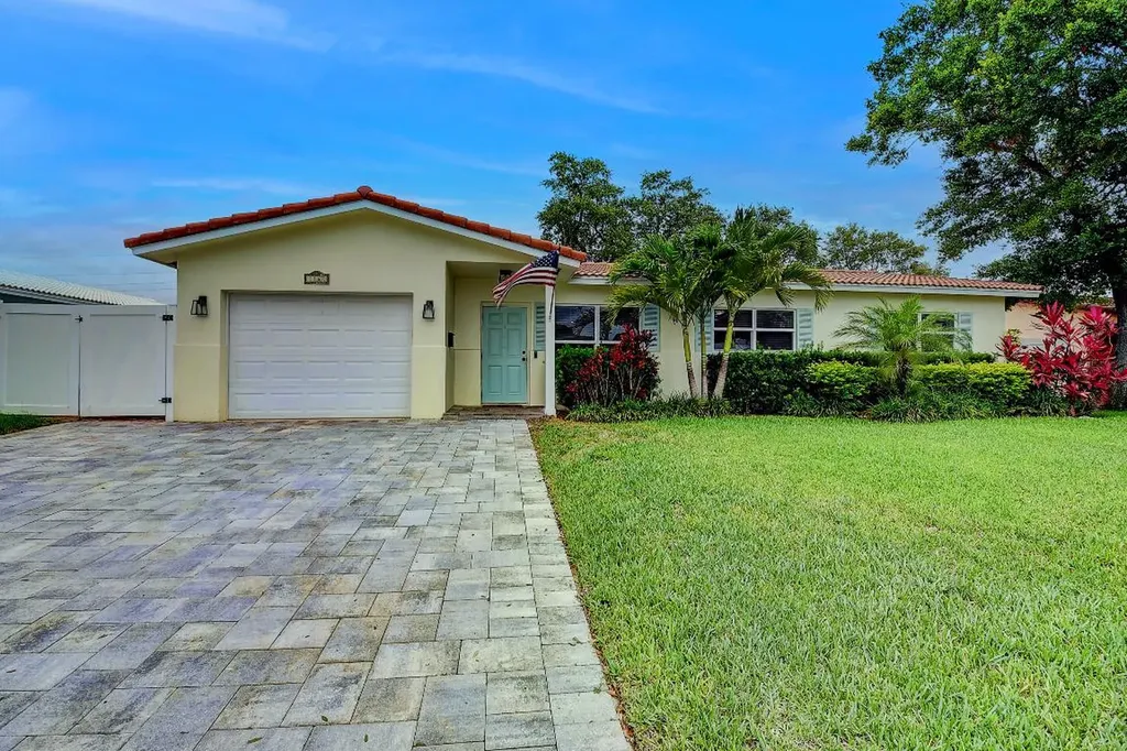 1167 SW 3rd Street Boca Raton FL 33486
