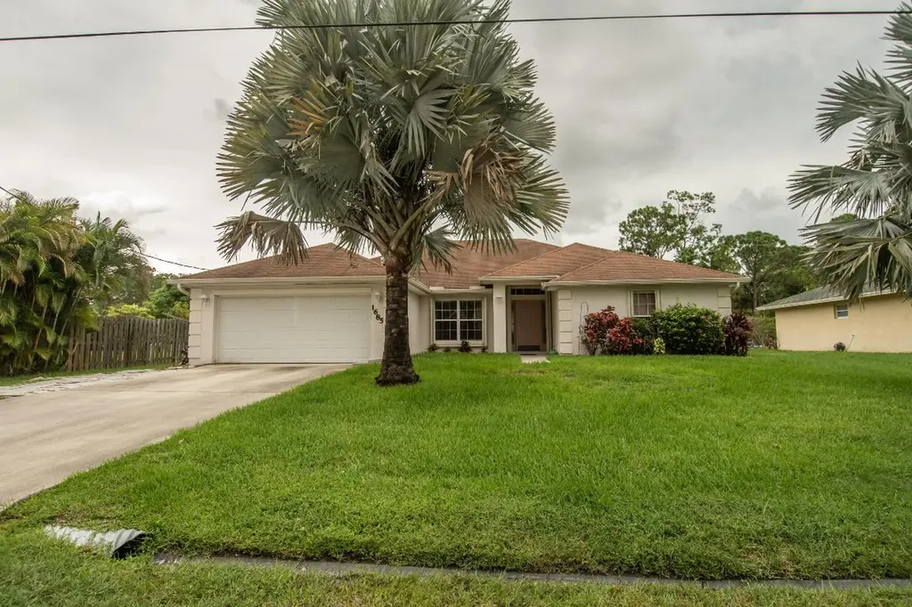 1685 SW Chicory Terrace Port St Lucie FL 34953