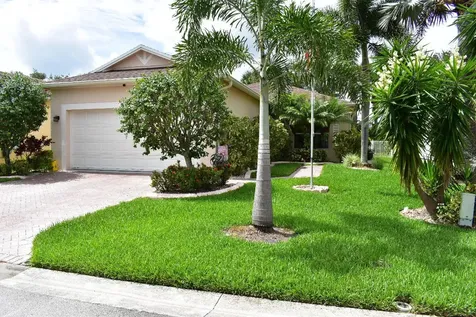 878 SW Rocky Bayou Terrace Port St Lucie FL 34986