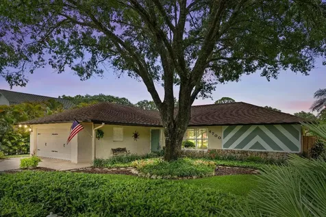 4700 Palmetto Drive Fort Pierce FL 34982
