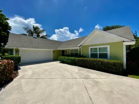8688 SE Woodwind Street Hobe Sound FL 33455