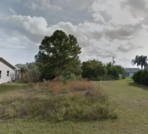 2496 SE Sapelo Avenue Port St Lucie FL 34952