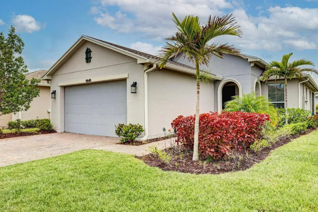 9648 SW Forestwood Avenue Port St Lucie FL 34987