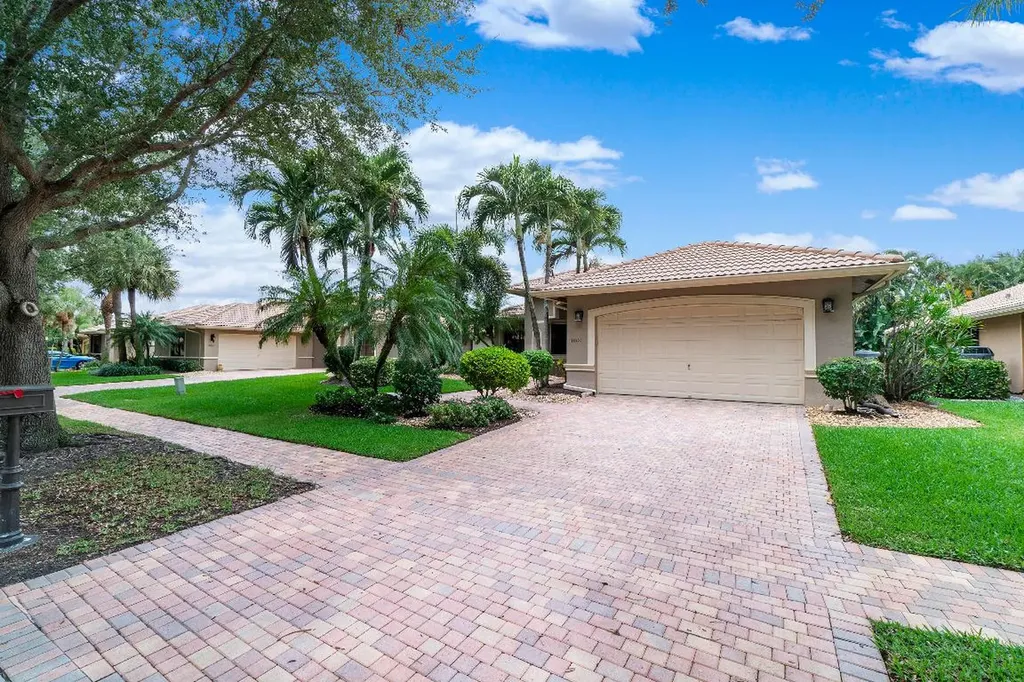 11055 Via Amalfi Boynton Beach FL 33437