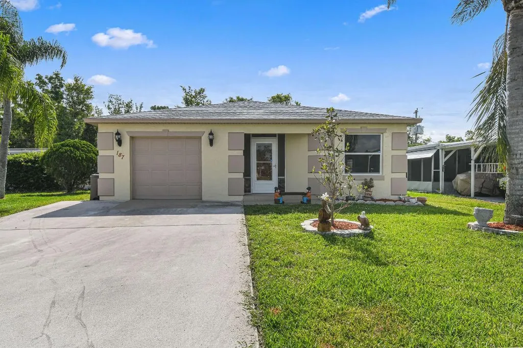 187 Camino Del Rio Port St Lucie FL 34952