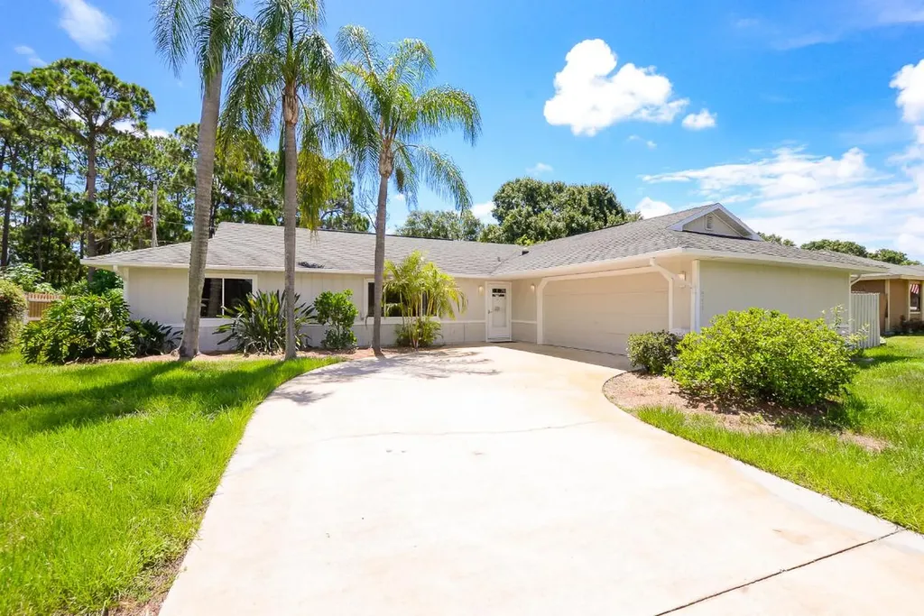 5510 Killarney Avenue Fort Pierce FL 34951