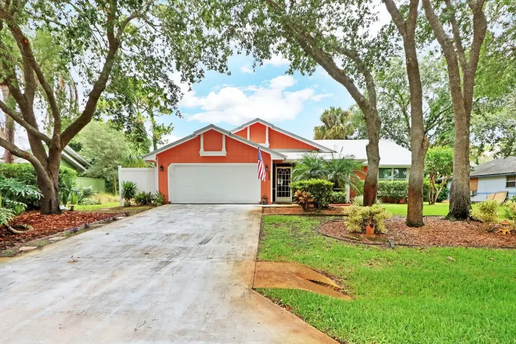 2015 SW Dovetail Terrace Palm City FL 34990