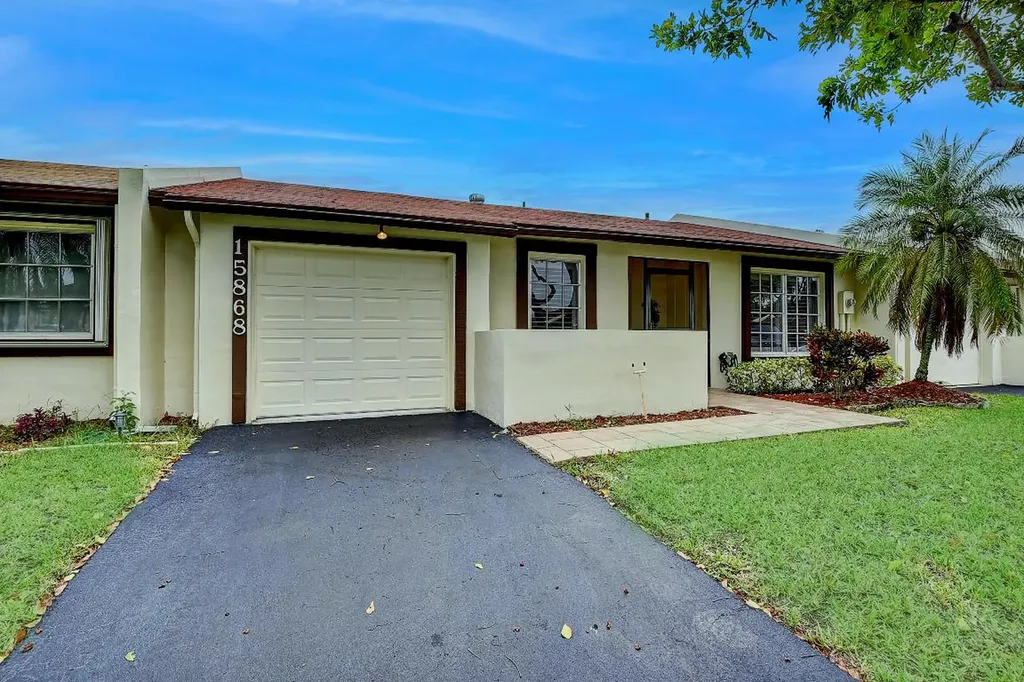 15868 Laurel Oak Circle Delray Beach FL 33484