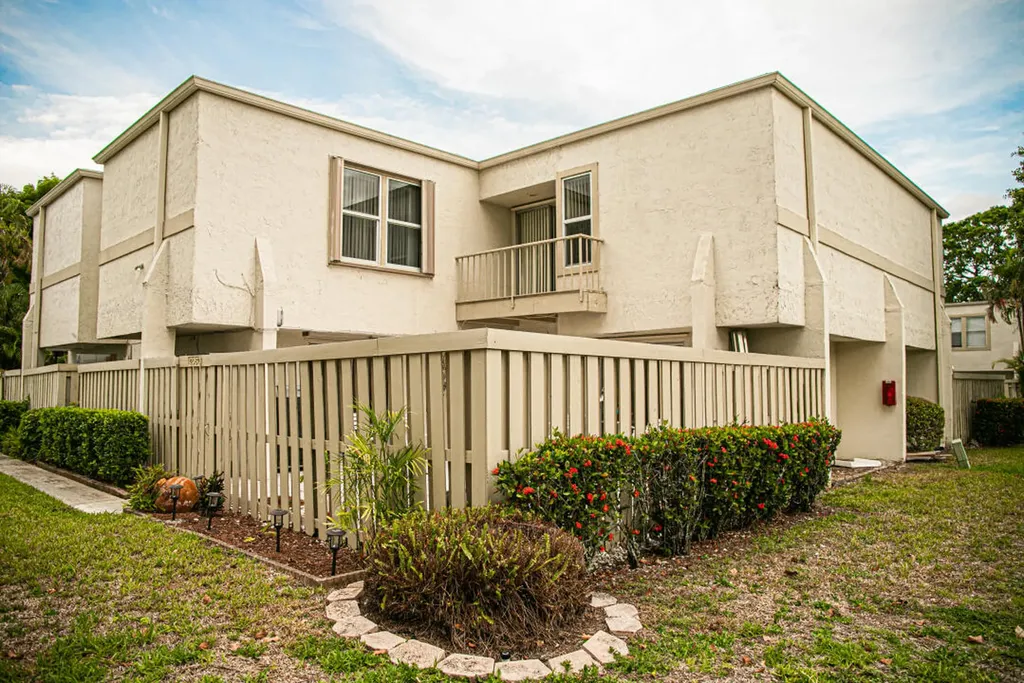 12087 Regal Court W Wellington FL 33414