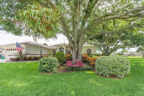1055 47th Avenue SW Vero Beach FL 32968