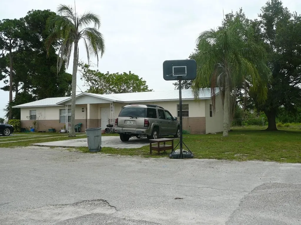 2100 Bryant Road Fort Pierce FL 34946