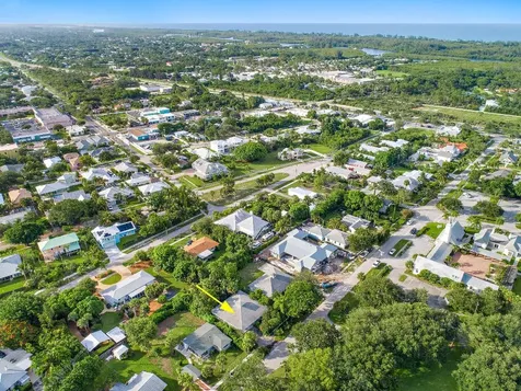 9063 SE Adonis Street Hobe Sound FL 33455
