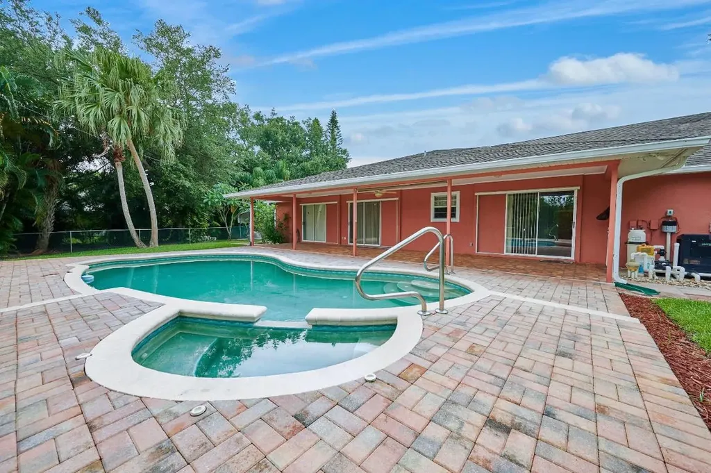 1521 Schooner Lane Sebastian FL 32958