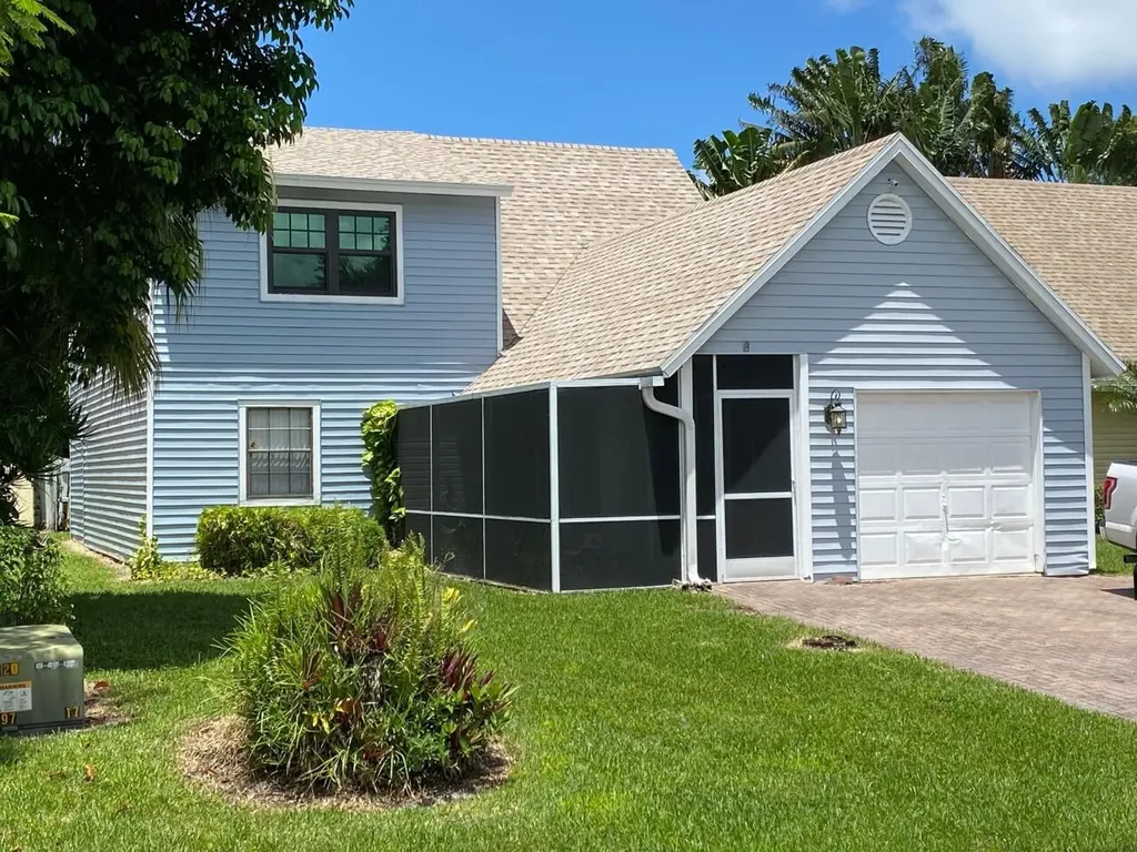 2835 Black Pine Court Lake Worth FL 33462