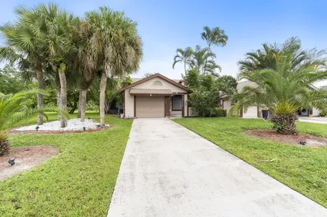 1416 SE Colchester Circle Port St Lucie FL 34952