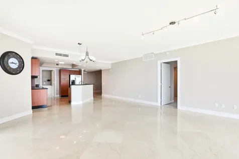 2650 Lake Shore Drive Riviera Beach FL 33404