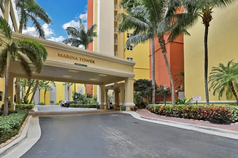 2650 Lake Shore Drive Riviera Beach FL 33404