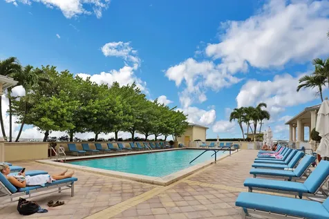 2650 Lake Shore Drive Riviera Beach FL 33404