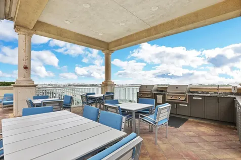 2650 Lake Shore Drive Riviera Beach FL 33404