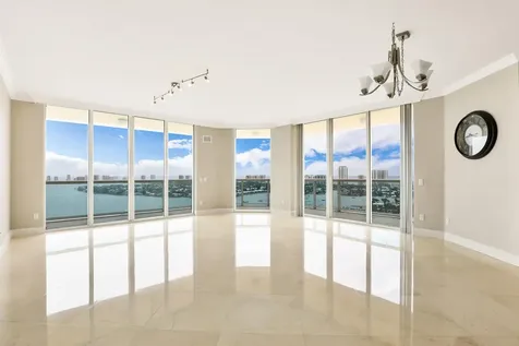 2650 Lake Shore Drive Riviera Beach FL 33404