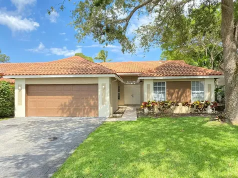 1120 New Parkview Place Haverhill FL 33417