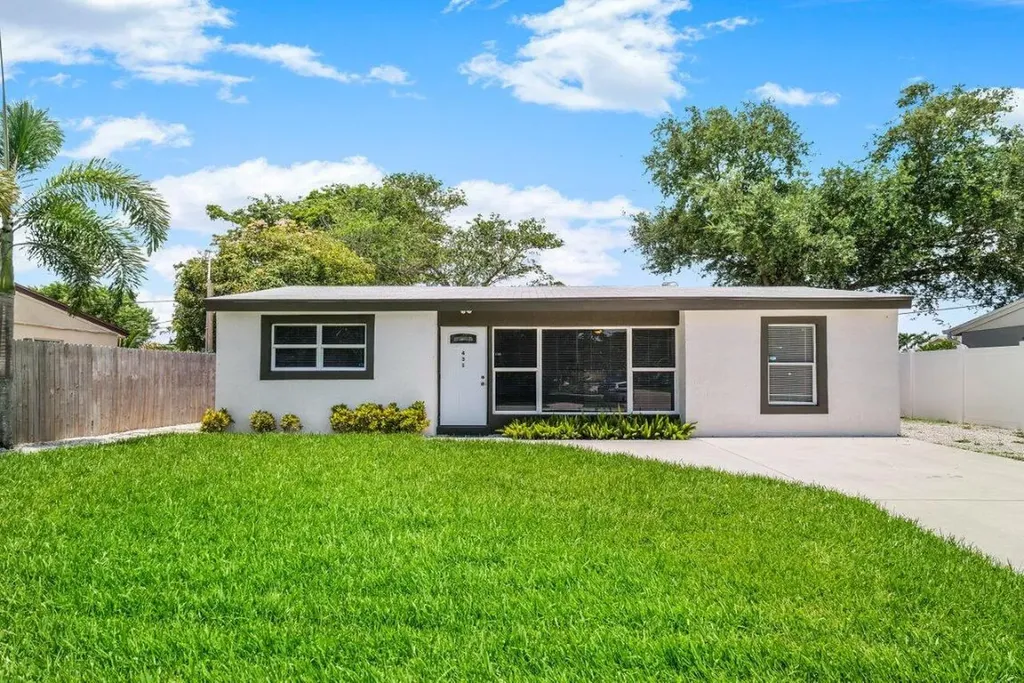 431 Seminole Drive Lake Worth FL 33462