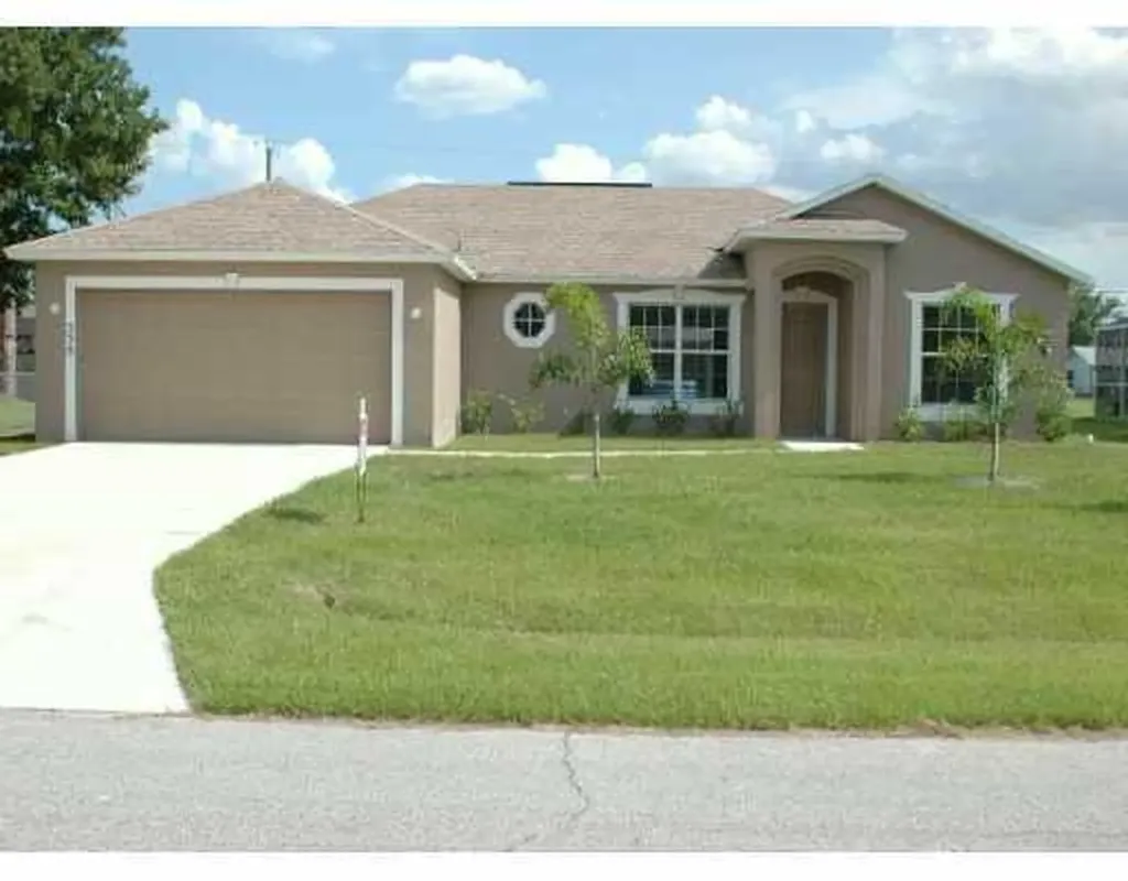 530 SW Ester Avenue Port St Lucie FL 34983
