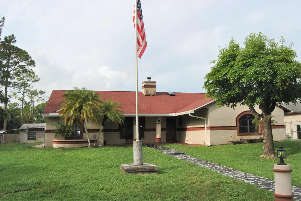 17298 66th Court N Loxahatchee FL 33470