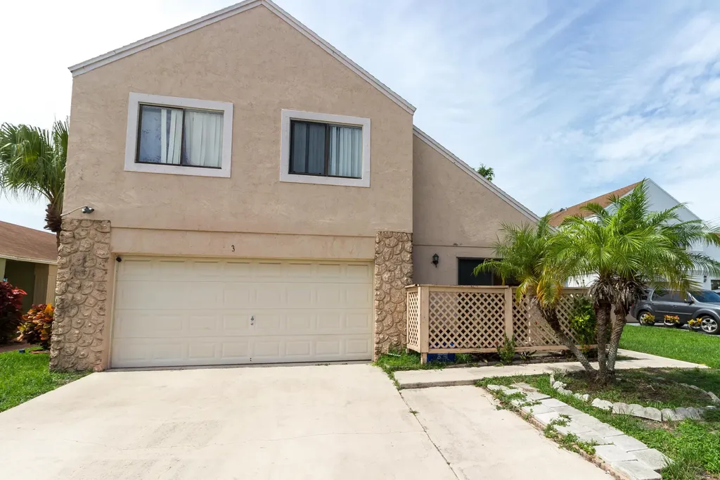 3 Corrie Place Boynton Beach FL 33426