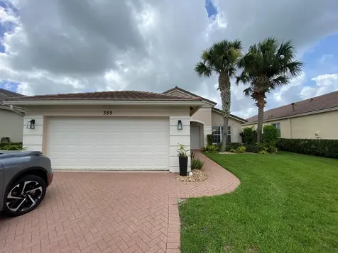 389 SW Lake Forest Way Port St Lucie FL 34986