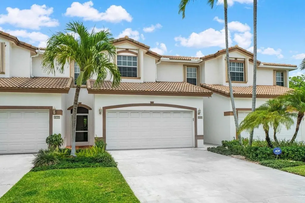 885 Dogwood Drive Delray Beach FL 33483