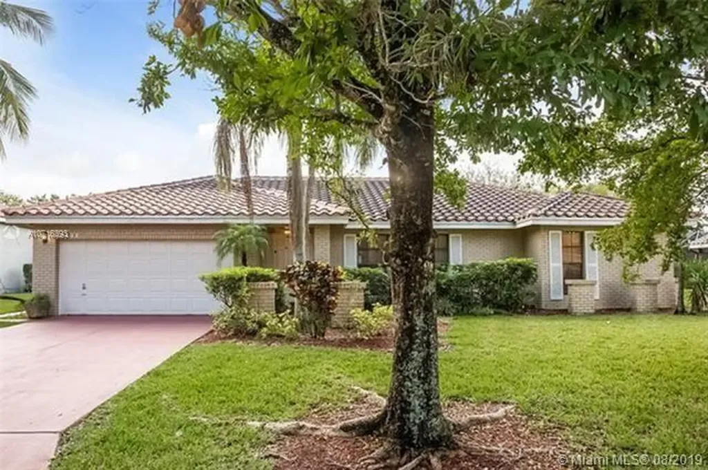 6142 NW 53rd Street Coral Springs FL 33067