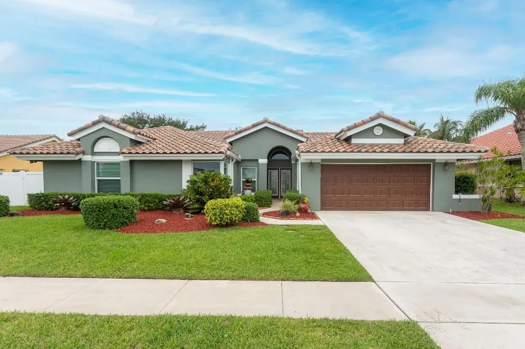 11806 Island Lakes Lane Boca Raton FL 33498