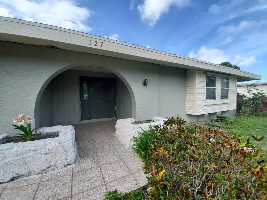 127 NE Lobster Road Port St Lucie FL 34983