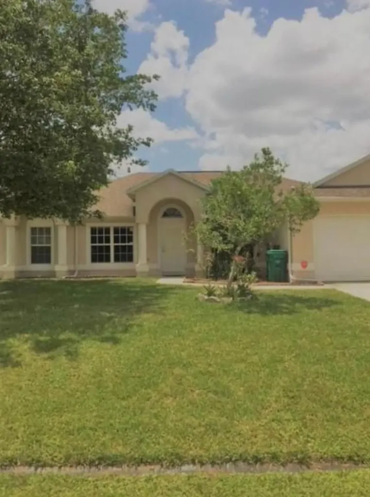 349 SW Donna Terrace Port St Lucie FL 34984