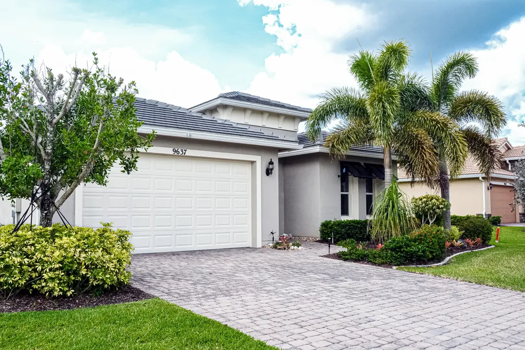 9637 SW Royal Poinciana Drive Port St Lucie FL 34987