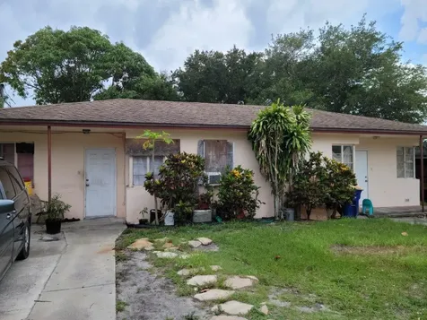 603 Cedar Place Fort Pierce FL 34950